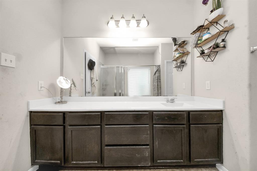 3619 Barkers Run Drive, Houston, Texas image 18