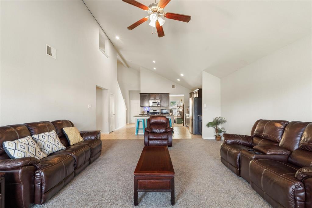 2910 High Garden Lane, Fresno, Texas image 7
