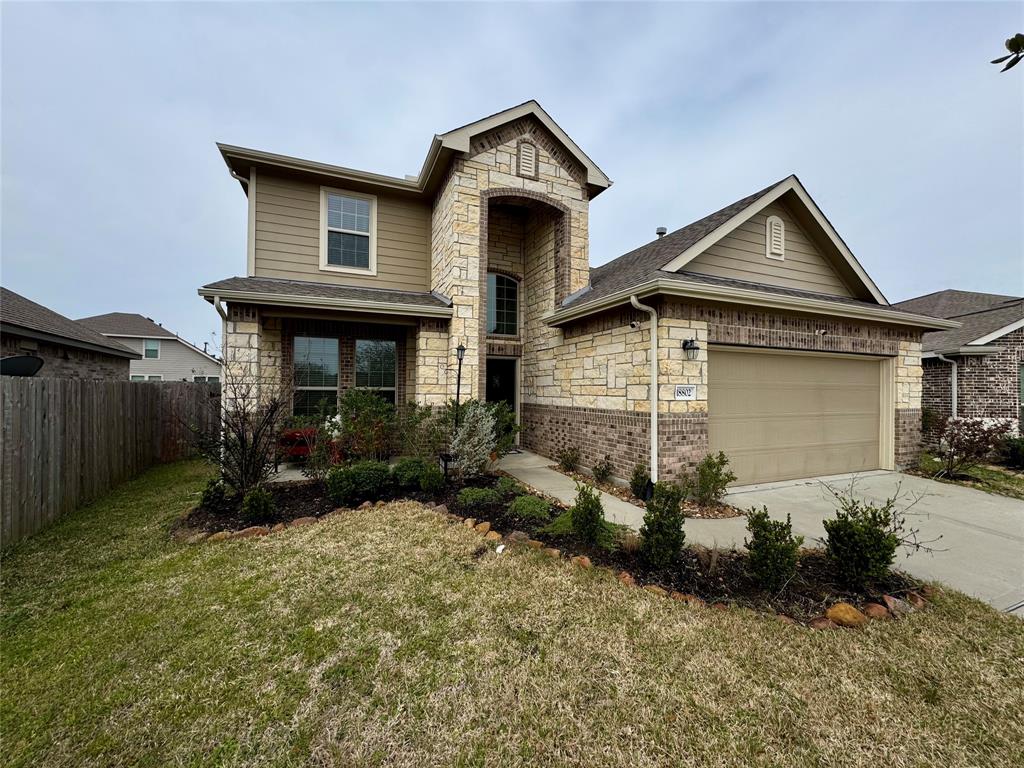 18802 Verdura Drive, New Caney, Texas image 3