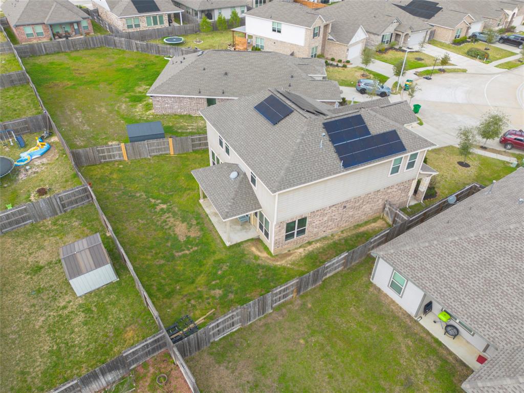 18802 Verdura Drive, New Caney, Texas image 5