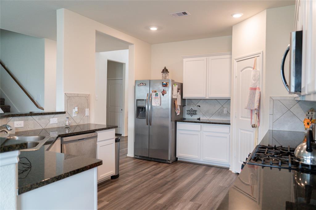 18802 Verdura Drive, New Caney, Texas image 12