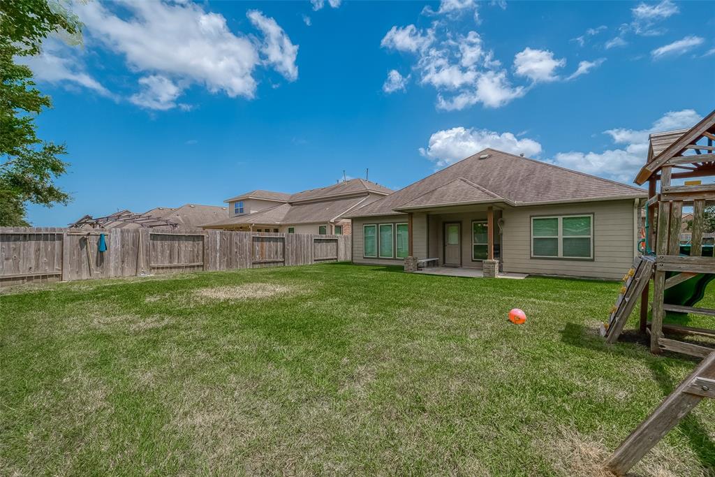 914 Fairway Drive, La Porte, Texas image 40