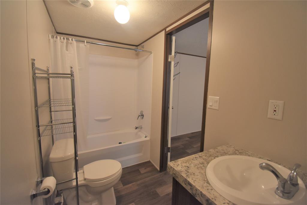 4802 9th Street, Bacliff, Texas image 22