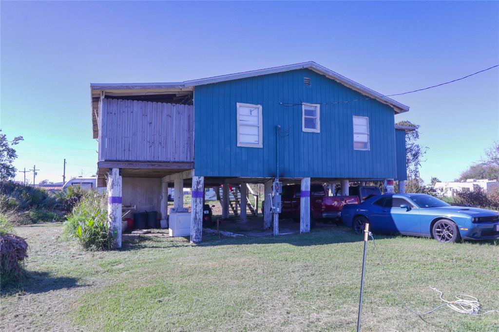 1014 W Canal Drive, Port Bolivar, Texas image 4