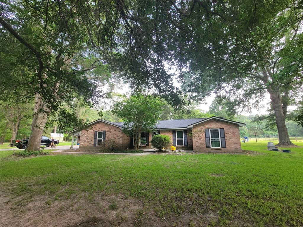 74 Robinson Road, Huntsville, Texas image 2