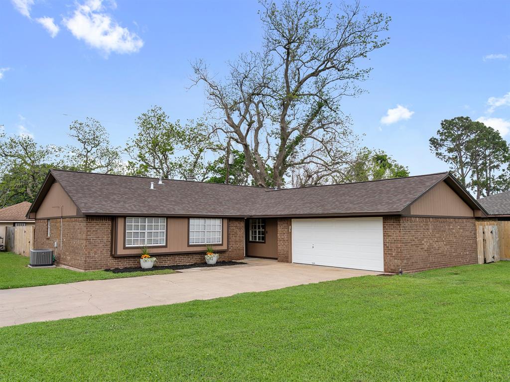 1406 Rev Swinney Street St, West Columbia, Texas image 1