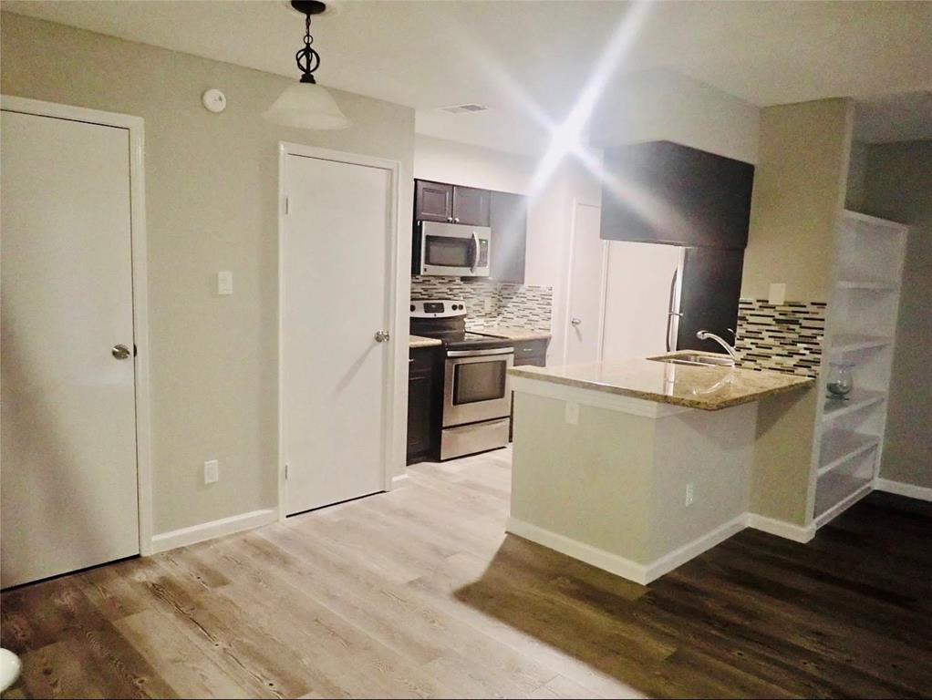 11201 Lynbrook Drive #3703, Houston, Texas image 6