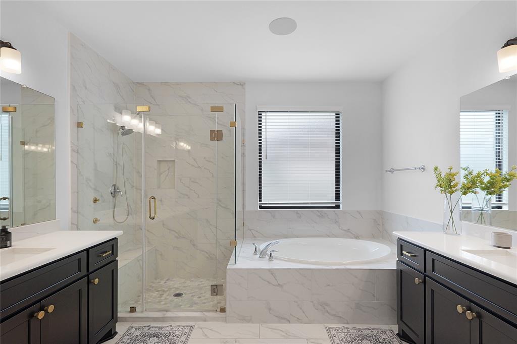 4706 Oak Glen Court, Manvel, Texas image 22