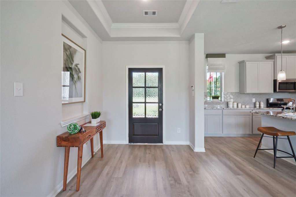 801 Barton Place Drive, Cleveland, Texas image 2