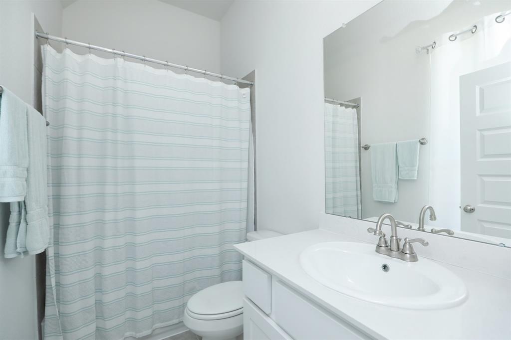 10134 Blythe Street, Rosharon, Texas image 35