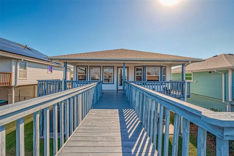 A home in Bayou Vista