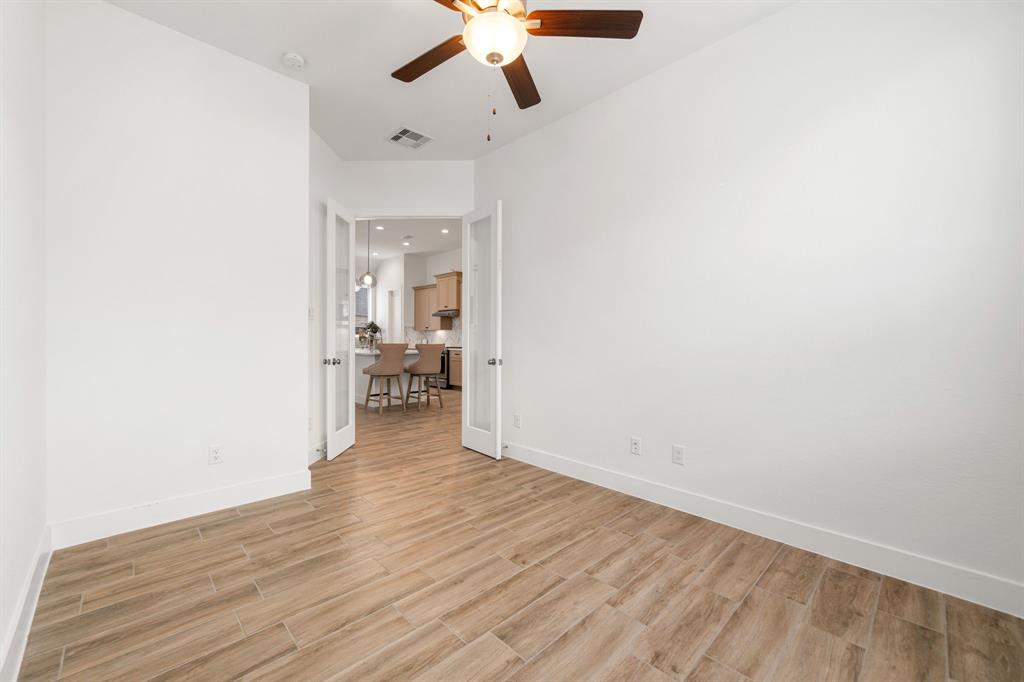 4907 Vaughan Way, Iowa Colony, Texas image 17