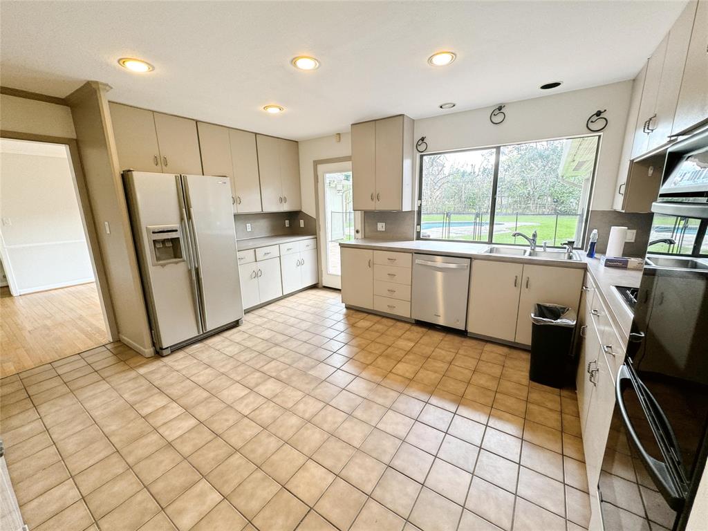 5403 Holly Street, Bellaire, Texas image 23
