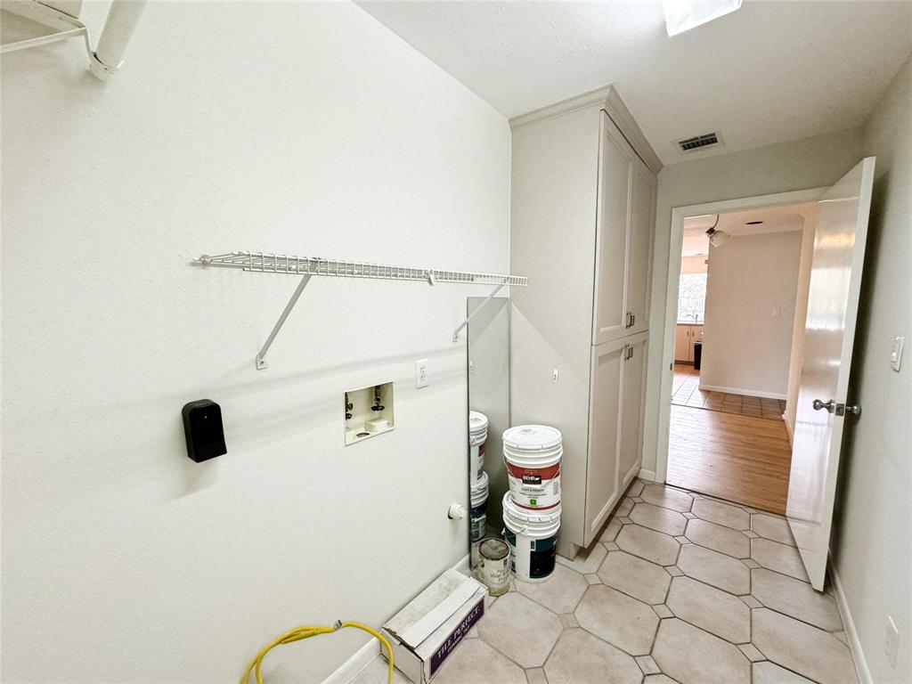 5403 Holly Street, Bellaire, Texas image 27