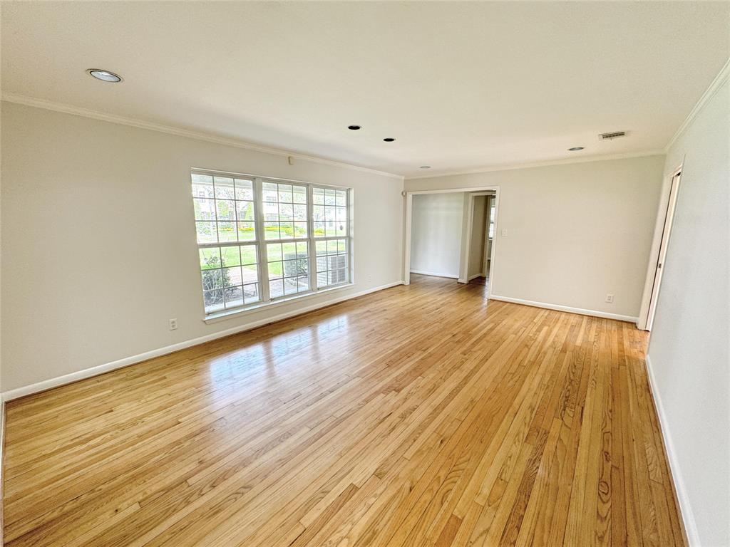 5403 Holly Street, Bellaire, Texas image 3