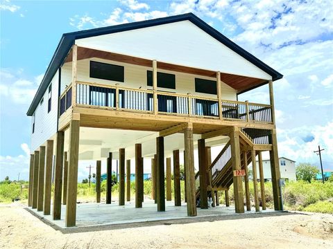 A home in Crystal Beach