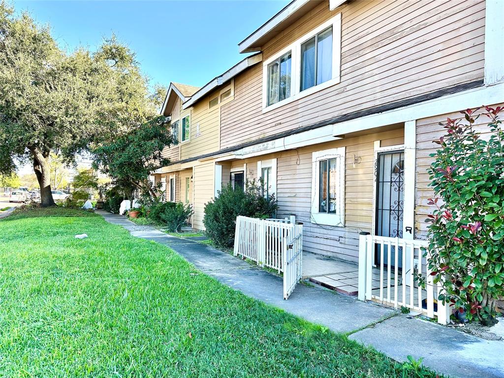 8405 Wilcrest Drive #2902, Houston, Texas image 1