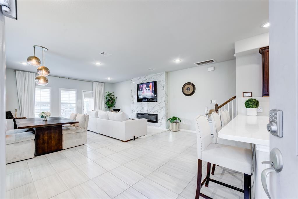 529 N 6th Street