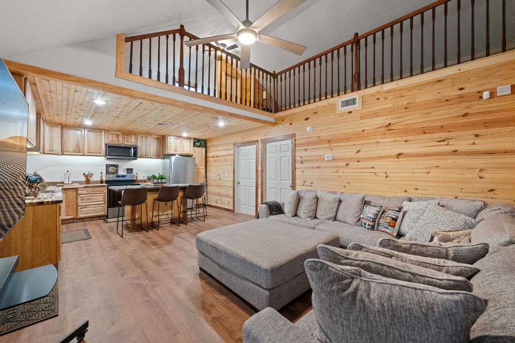 256 Water Oak, Livingston, Texas image 17