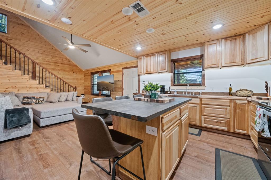 256 Water Oak, Livingston, Texas image 13
