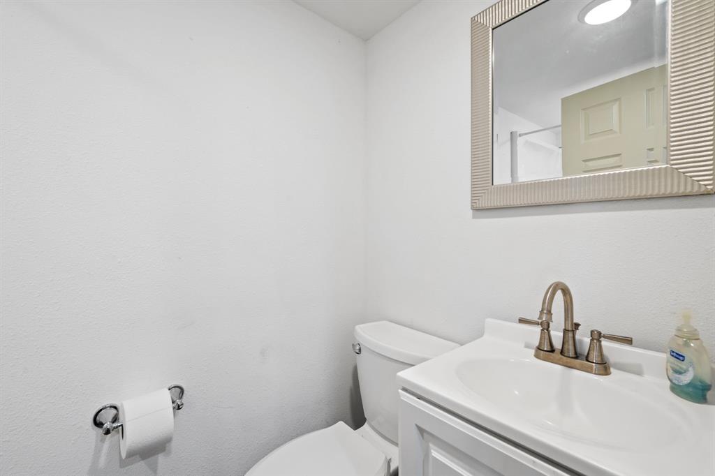 256 Water Oak, Livingston, Texas image 25