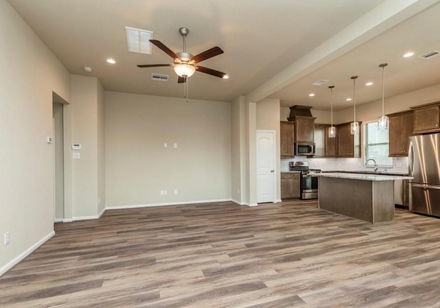 16102 Northern Cardinal Lane, Cypress, Texas image 4