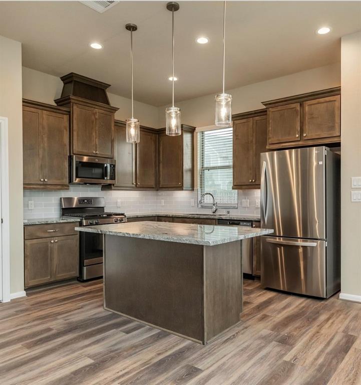 16102 Northern Cardinal Lane, Cypress, Texas image 3