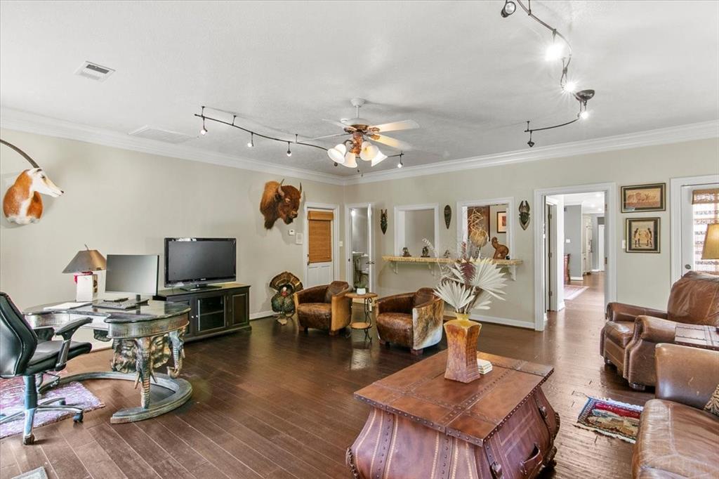 1310 Calvin Street, Beaumont, Texas image 25