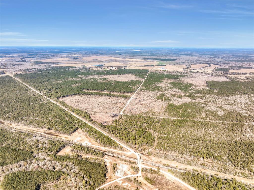 00003-670 Hwy 105