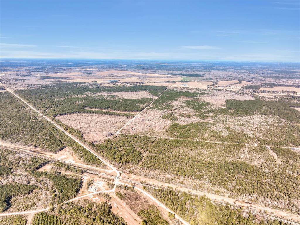 00003-670 Hwy 105