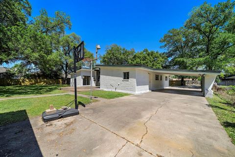 Single Family Residence in Houston TX 2810 Dalton Street.jpg