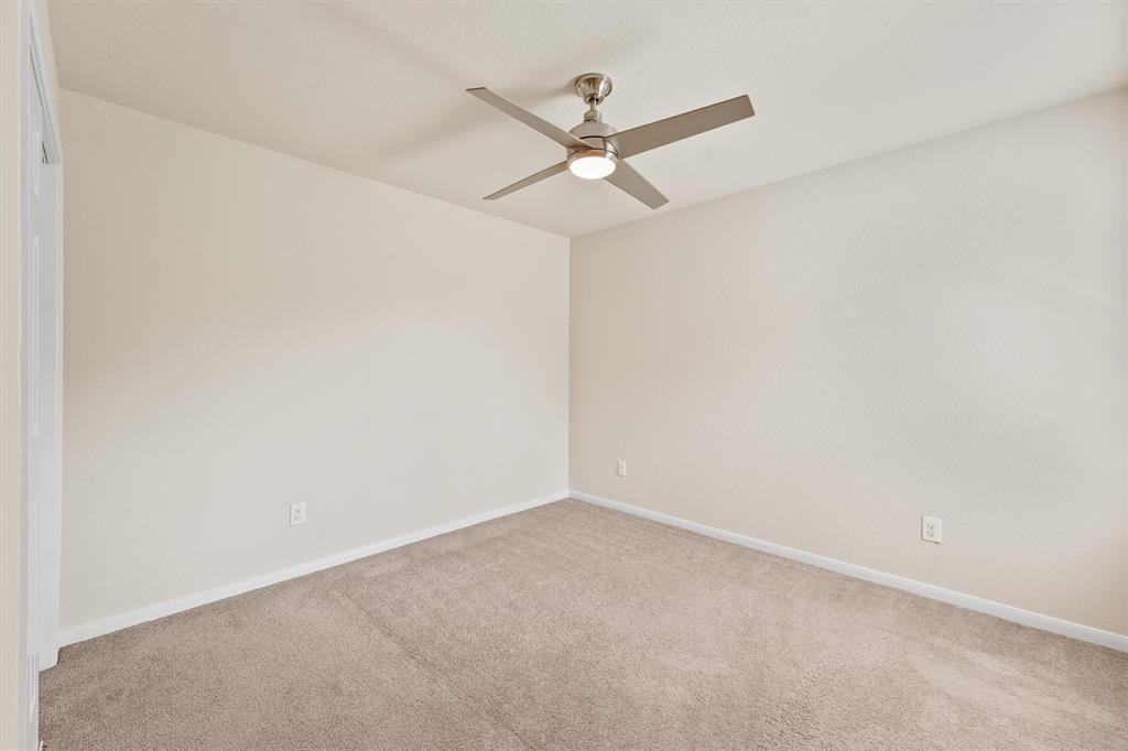 10127 N Whimbrel Circle, Conroe, Texas image 12