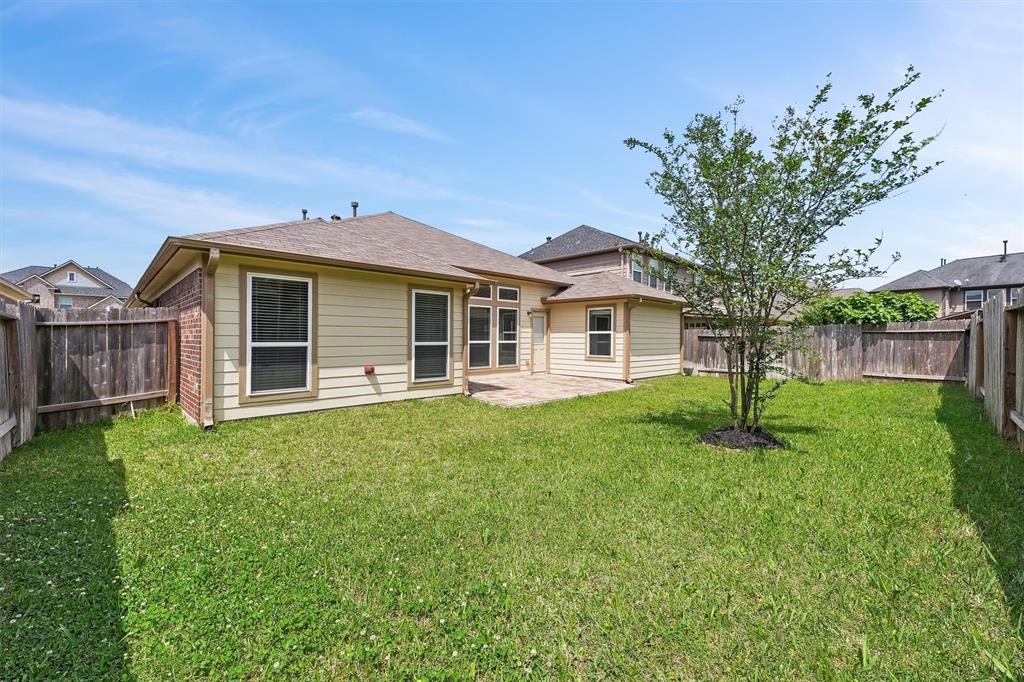 10127 N Whimbrel Circle, Conroe, Texas image 16