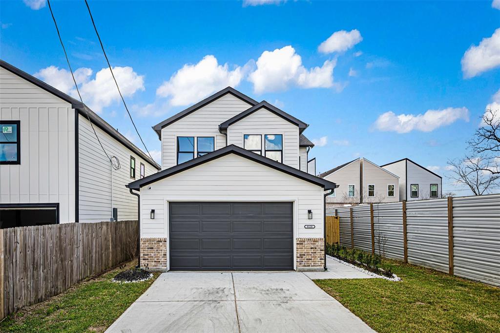 8128 Chateau Street, Houston, Texas image 2