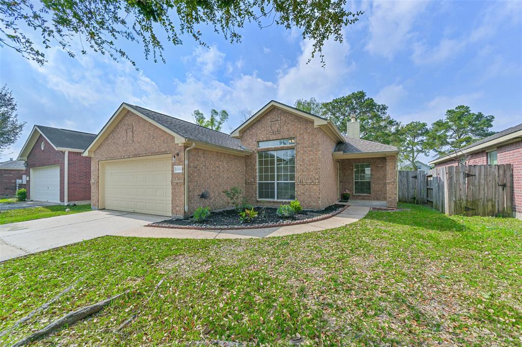 1234 Halls Bridge, League City, Texas image 1