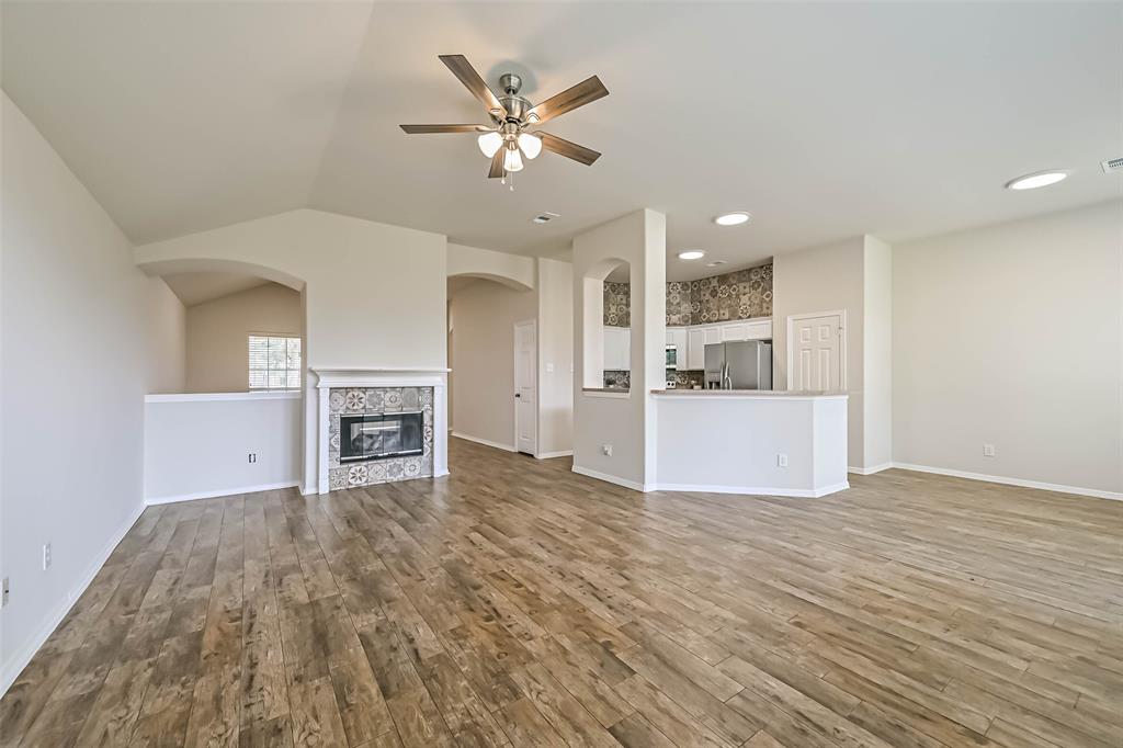 1234 Halls Bridge, League City, Texas image 7