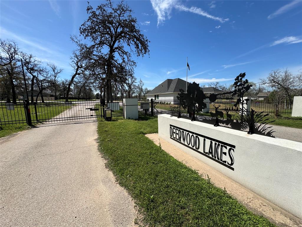 26605 Lake Shore Drive, Hempstead, Texas image 6