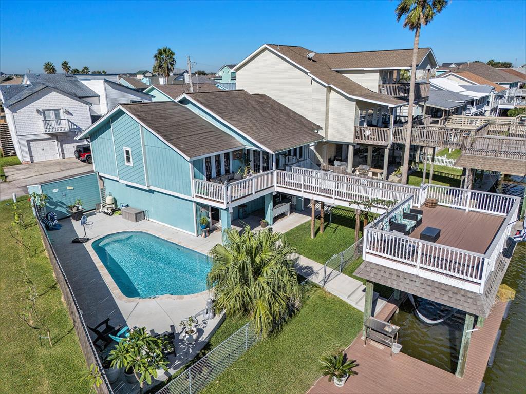 10 S Sandpiper Street, La Marque, Texas image 1
