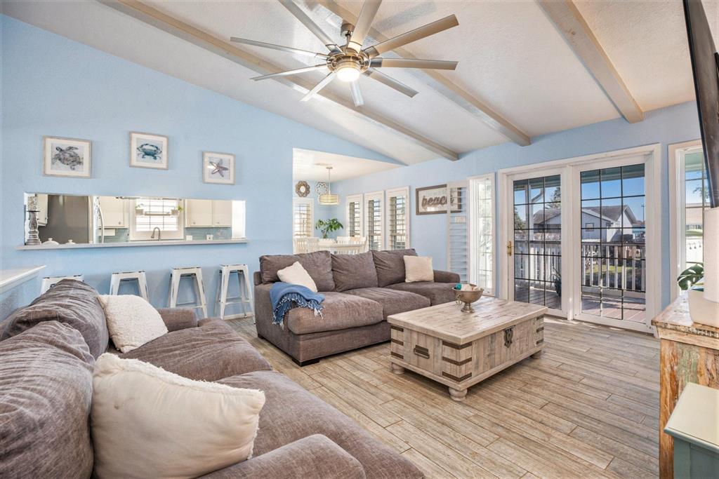 10 S Sandpiper Street, La Marque, Texas image 4