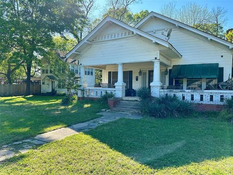 214 N Texas Street Pittsburg TX 75686