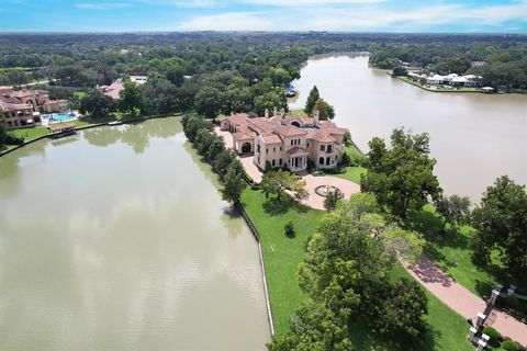11 Paradise Point Drive Sugar Land TX 77478