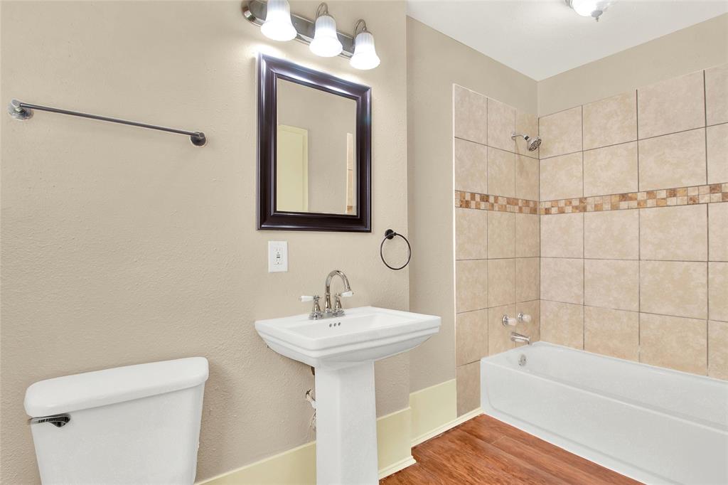 506 Edgebrook Drive, Houston, Texas image 10