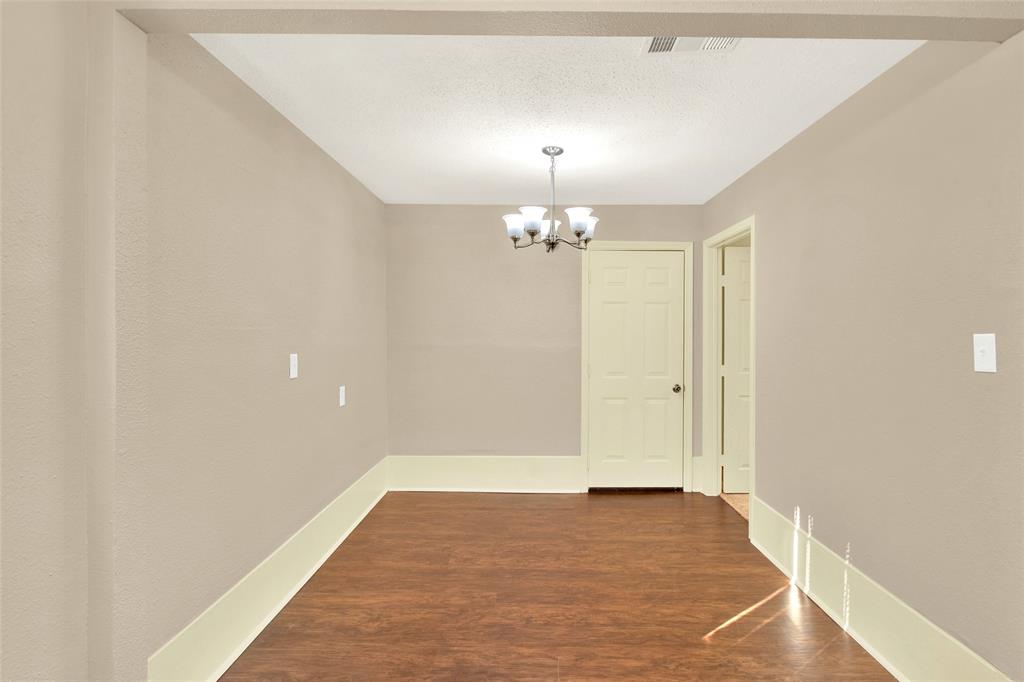 506 Edgebrook Drive, Houston, Texas image 7