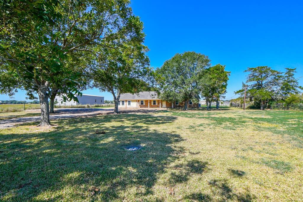 5610 Fenske Lane, Needville, Texas image 4