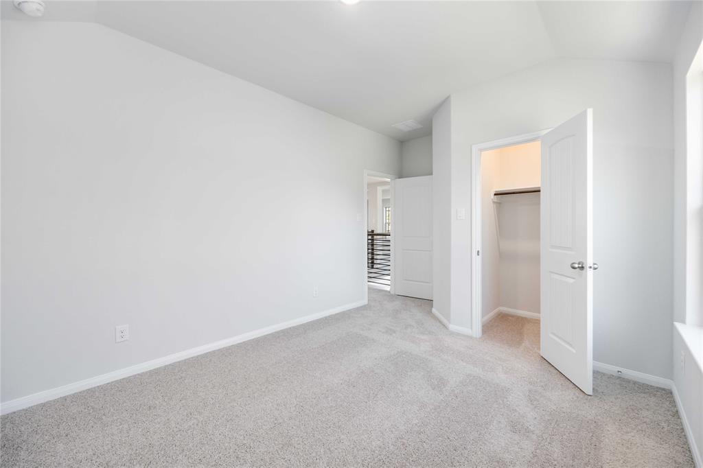 1039 Lilly Lane, Bellville, Texas image 30