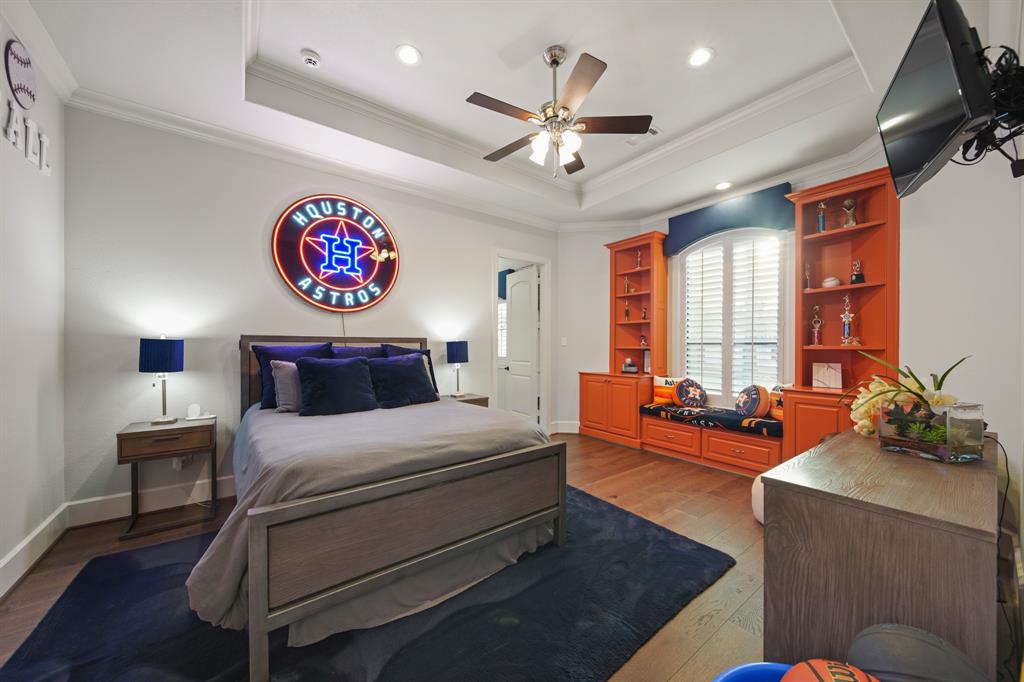 213 Los Frailes Drive, Friendswood, Texas image 38