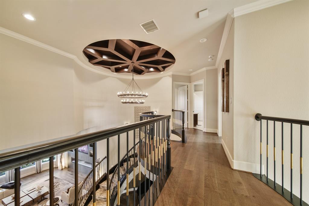 213 Los Frailes Drive, Friendswood, Texas image 42