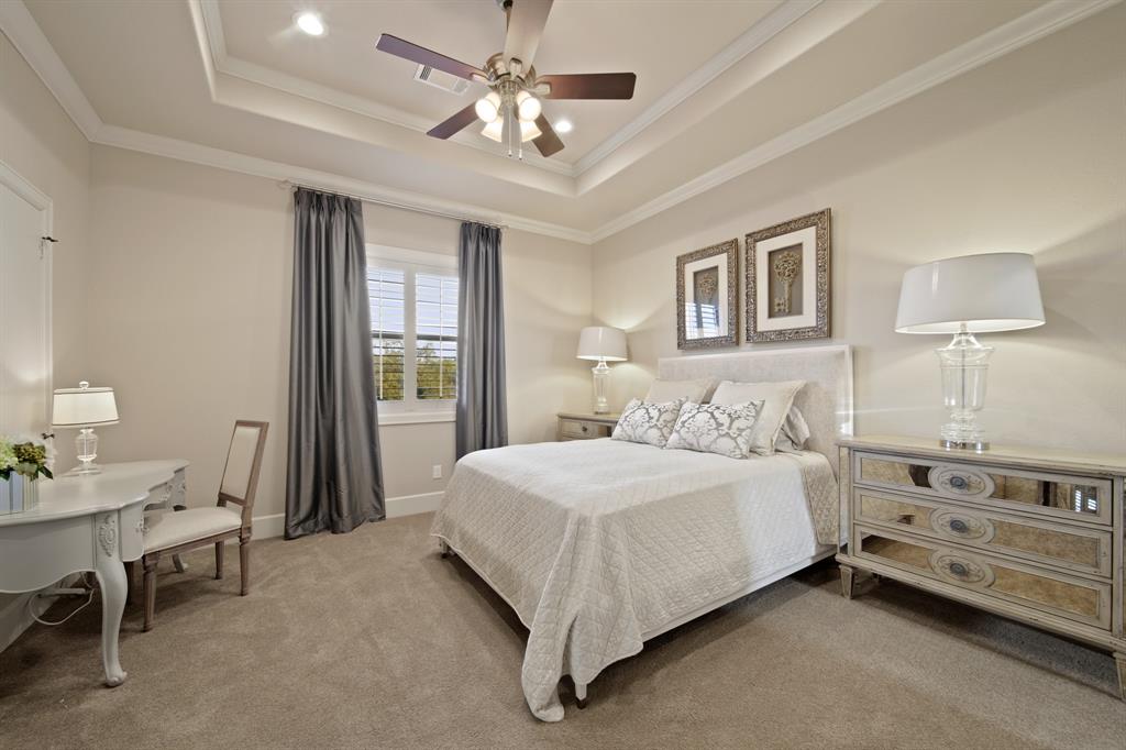 213 Los Frailes Drive, Friendswood, Texas image 43