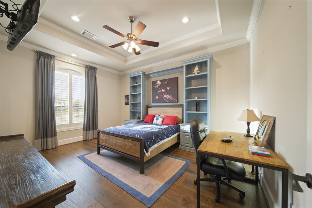 213 Los Frailes Drive, Friendswood, Texas image 40
