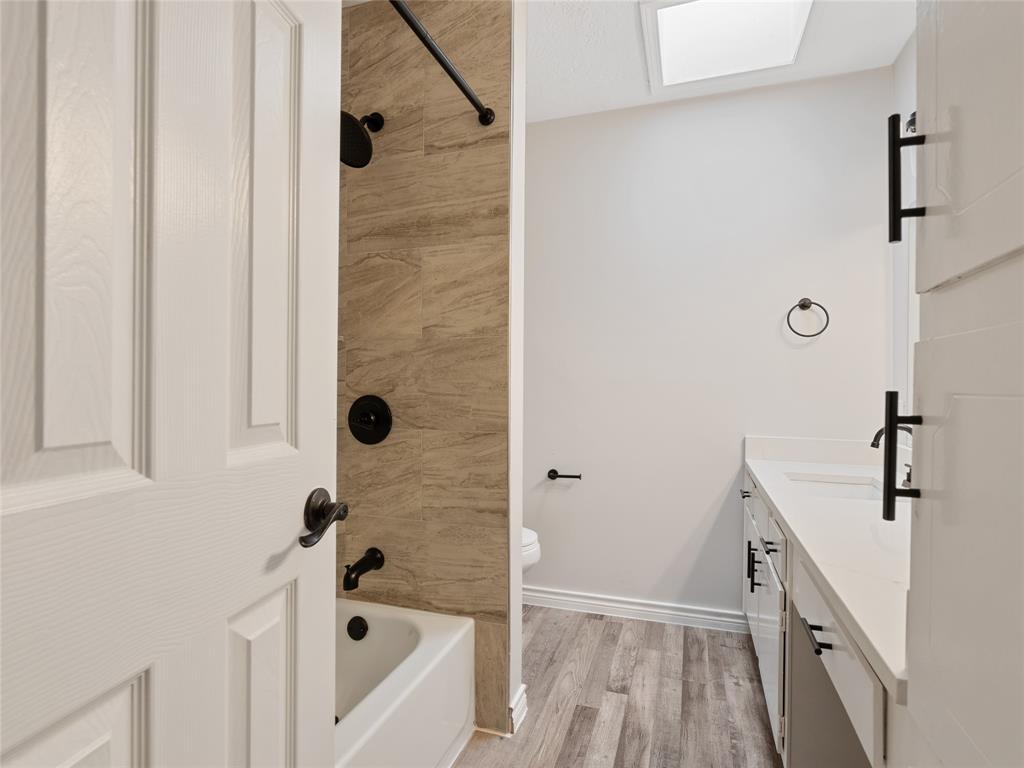 13286 Trail Hollow Drive, Houston, Texas image 23